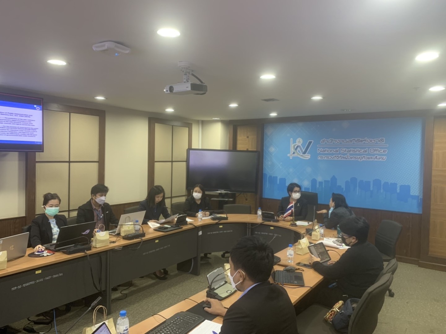 สำนักงานสถิติของประเทศเวียดนาม หรือ General Statistics Office of Vietnam เข้าศึกษาดูงาน Government Data Catalog และ Statistics Sharing Hub ของสำนักงานสถิติแห่งชาติในรูปแบบการประชุมออนไลน์ โดยความร่วมม