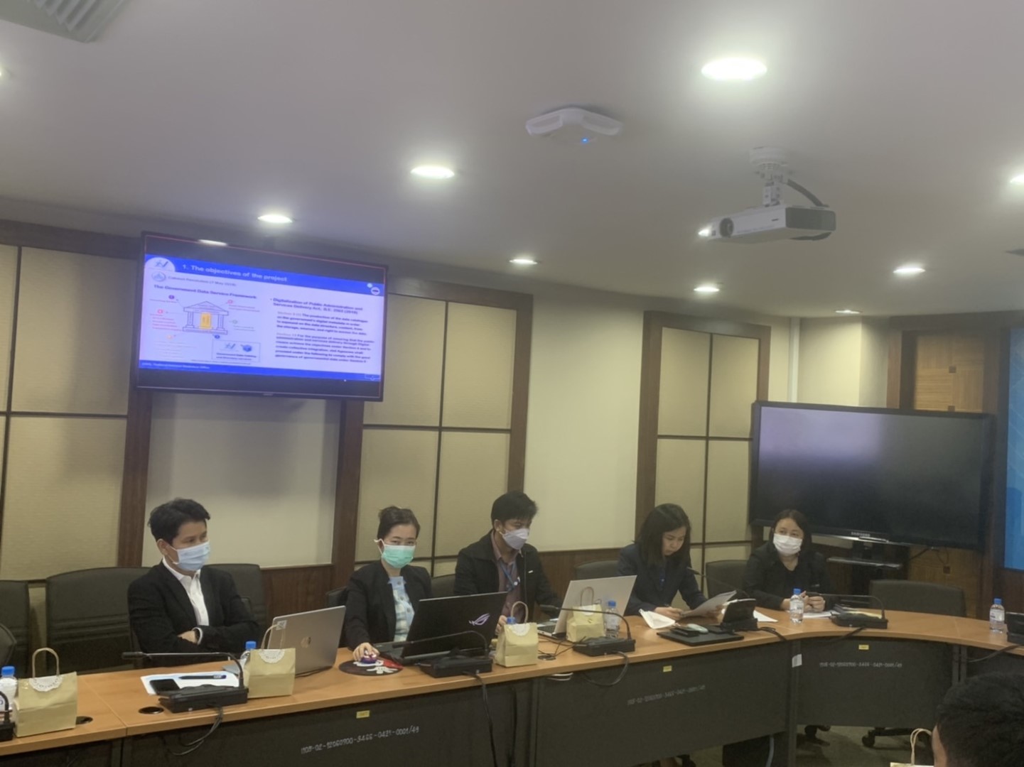 สำนักงานสถิติของประเทศเวียดนาม หรือ General Statistics Office of Vietnam เข้าศึกษาดูงาน Government Data Catalog และ Statistics Sharing Hub ของสำนักงานสถิติแห่งชาติในรูปแบบการประชุมออนไลน์ โดยความร่วมม