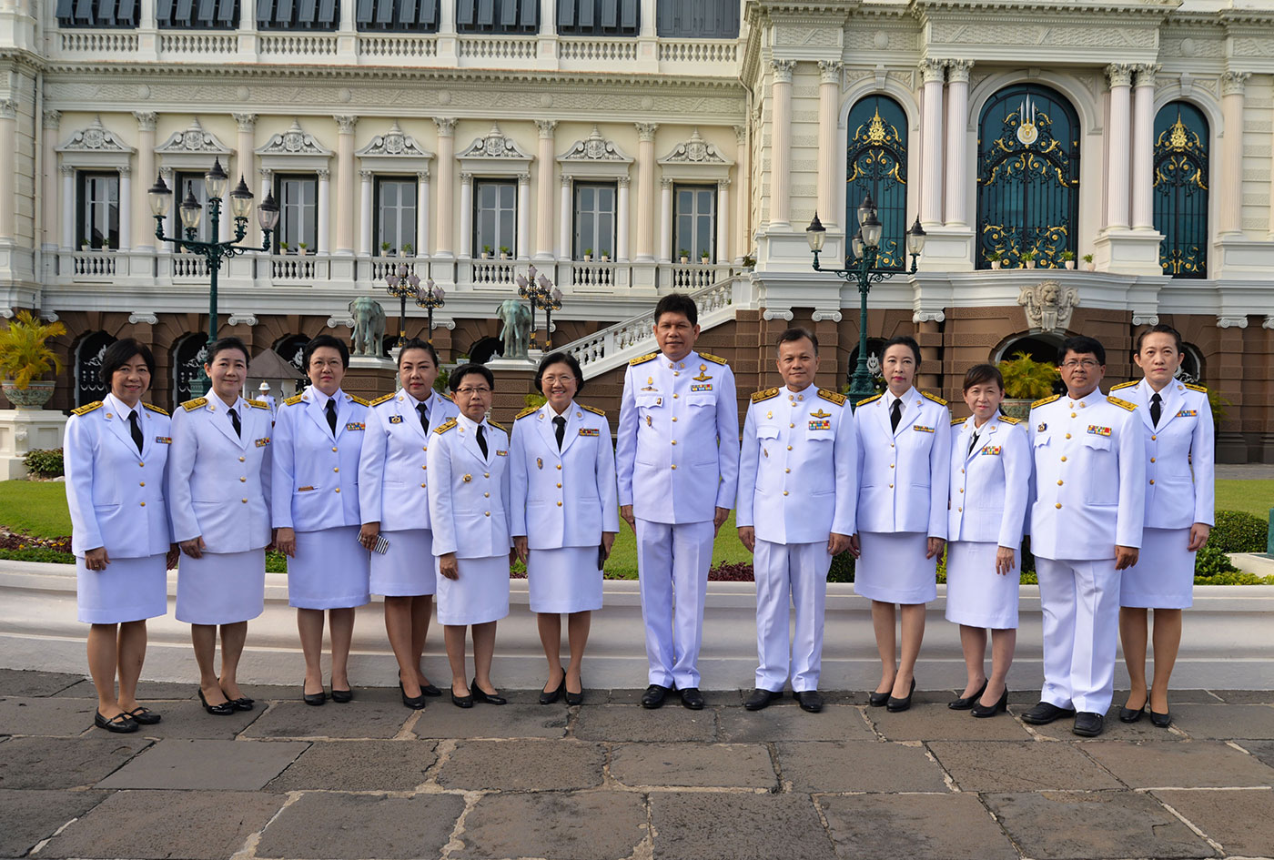 ลงนามถวายพระพร