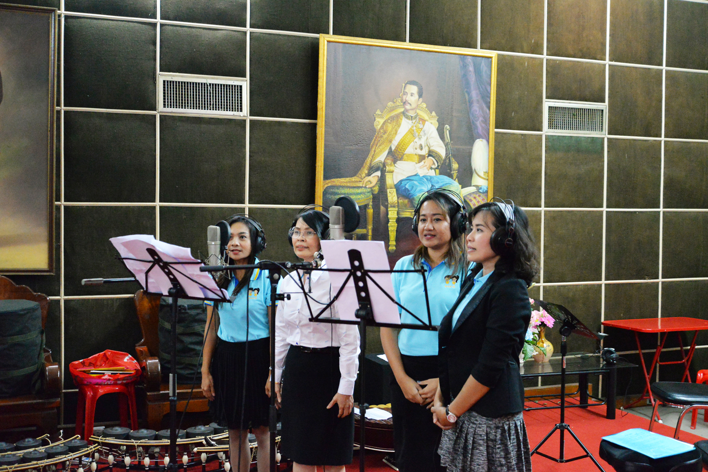 ​บันทึกเสียงเพลงมาร์ช สสช. เรามาดี และสสช. ขอวอน