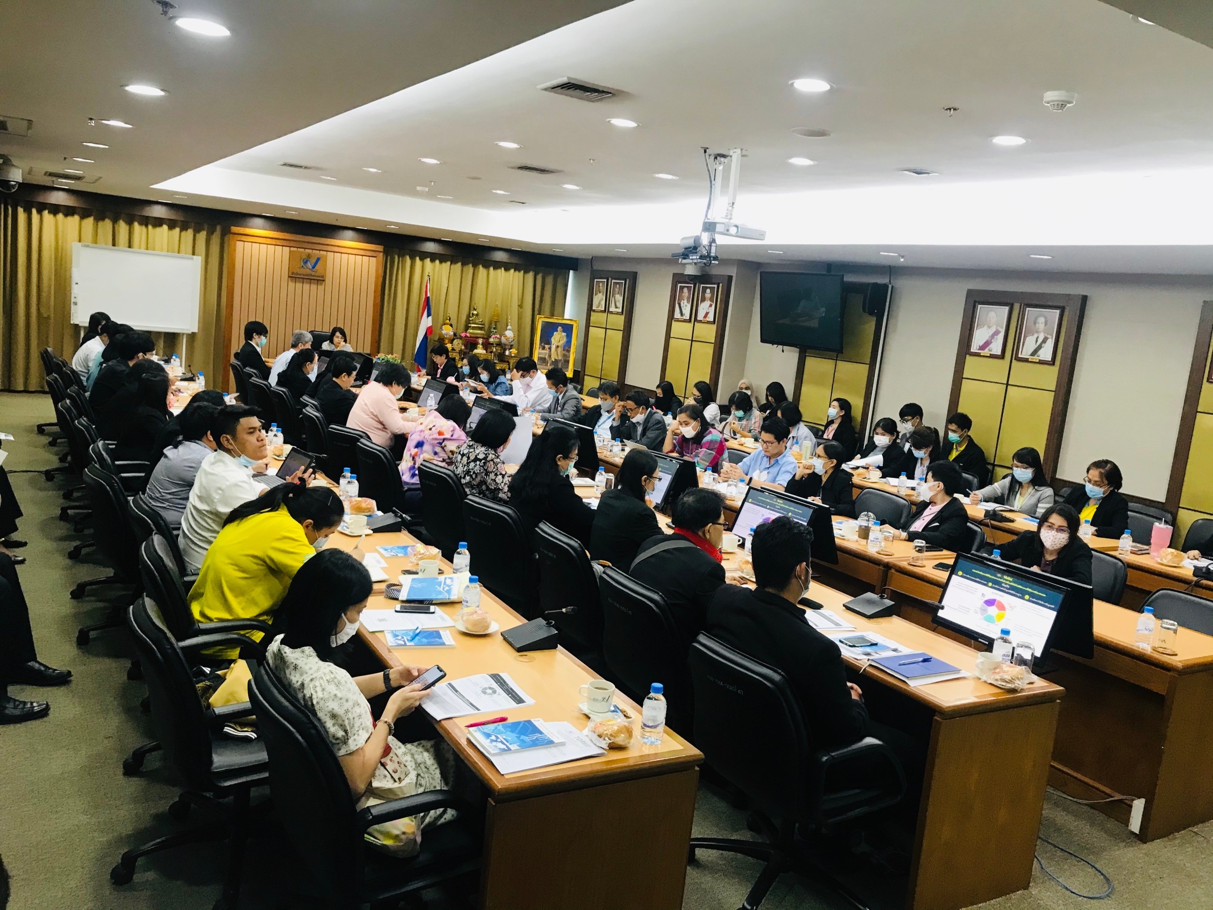 ประชุม “การปรับปรุงแผนแม่บทระบบสถิติประเทศไทย ฉบับที่ 2 (พ.ศ.2559 - 2564) ” ให้สอดคล้องกับยุทธศาสตร์ชาติและแผนแม่บทภายใต้ยุทธศาสตร์ชาติ